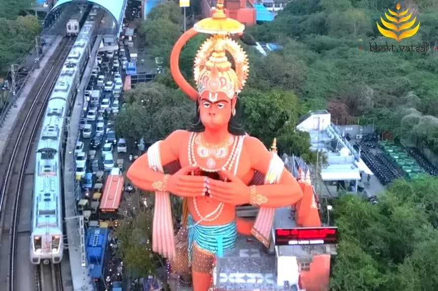 108 फीट संकट मोचन धाम, दिल्ली (108 Feet Sankat Mochan Dham, Delhi)