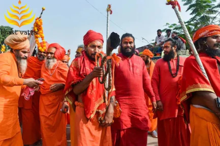 अखाड़ों के नगर प्रवेश की प्रक्रिया क्या है