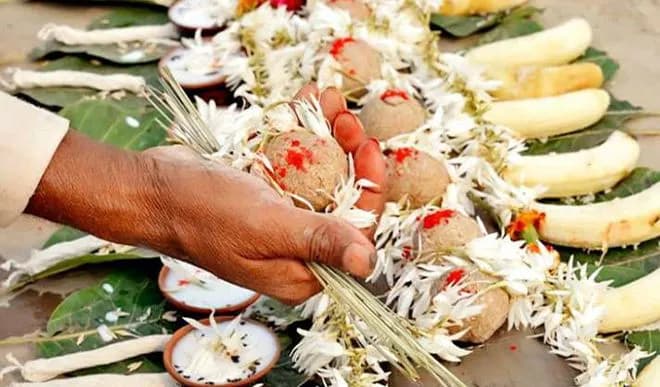 पितृपक्ष में न इन वस्तुओं को खरीदने से होता है नुकसान, जानिए क्या हैं श्राद्ध पक्ष के नियम