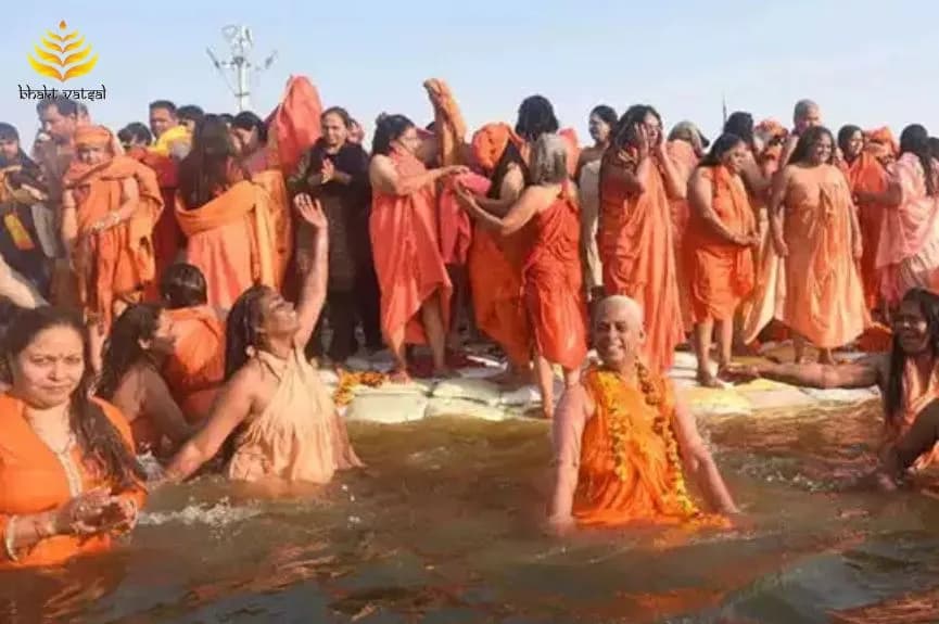 महिलाएं भी होती हैं नागा साधु, जानें उनके नियम