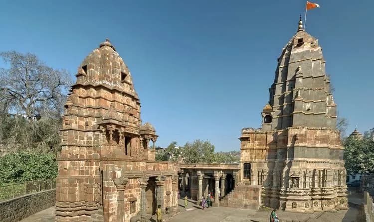 ॐकारेश्वर महादेव मंदिर, ओमकारेश्वर, मध्यप्रदेश (Omkareshwar Mahadev Temple, Omkareshwar, Madhya Pradesh)