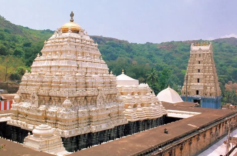 सिंहाचलम मंदिर, विशाखपटनम (Simhachalam Temple, Visakhapatnam)