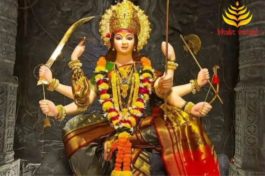 दृष्टि हम पे दया की माँ डालो (Drashti Hum Par Daya Ki Maa Dalo)