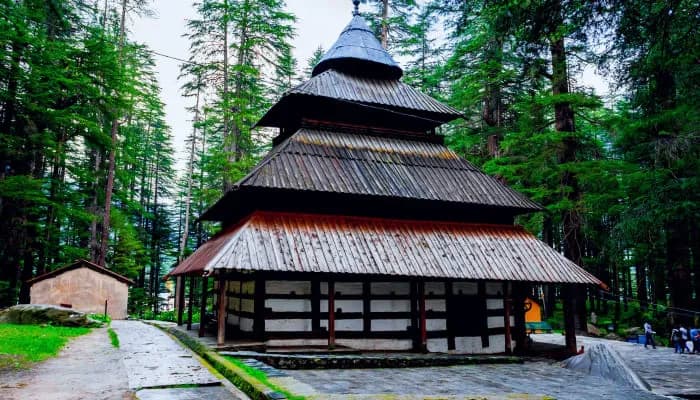 जहां राक्षसी से देवी बनी हिडिम्बा वहीं बनाया गया मंदिर, पगोड़ा शैली में बना चार छतों वाला मंदिर