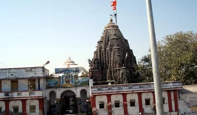 हाटकेश्वर महादेव मंदिर - रायपुर, छत्तीसगढ़ (Hatkeshwar Mahadev Temple - Raipur, Chhattisgarh)