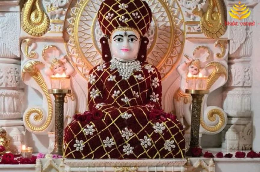 बधाई भजन: बजे कुण्डलपर में बधाई, के नगरी में वीर जन्मे (Badhai Bhajan Baje Kundalpur Me Badayi Nagri Me Veer Janme)