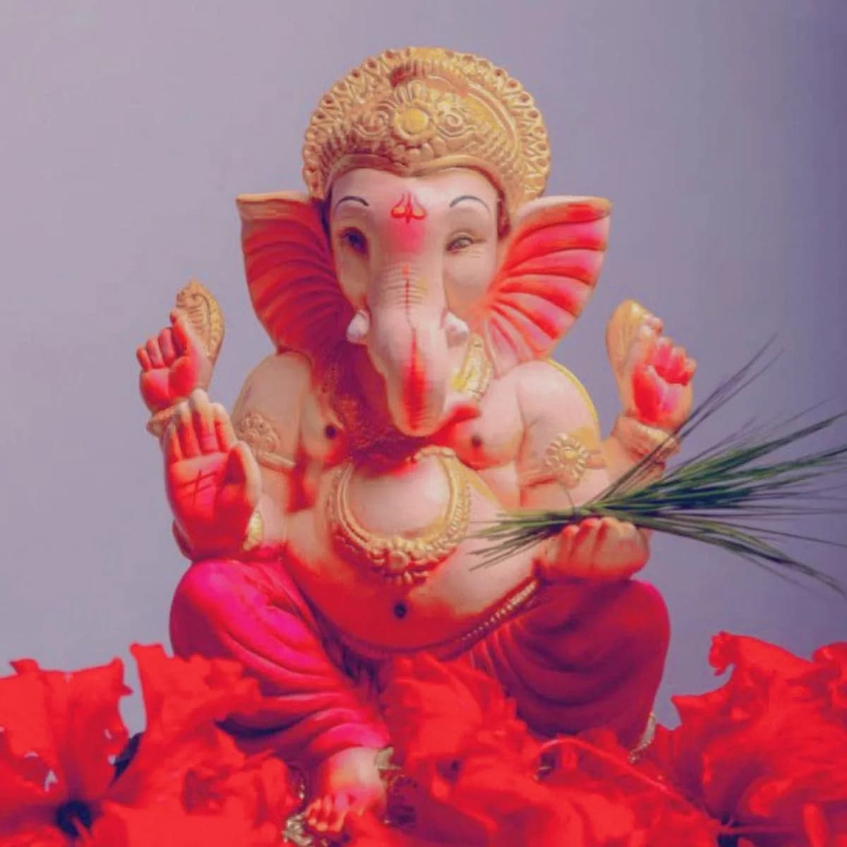 आखिर गणेश जी को क्यों चढ़ाते हैं दूर्वा, जानें इससे जुड़ी पौराणिक कथा