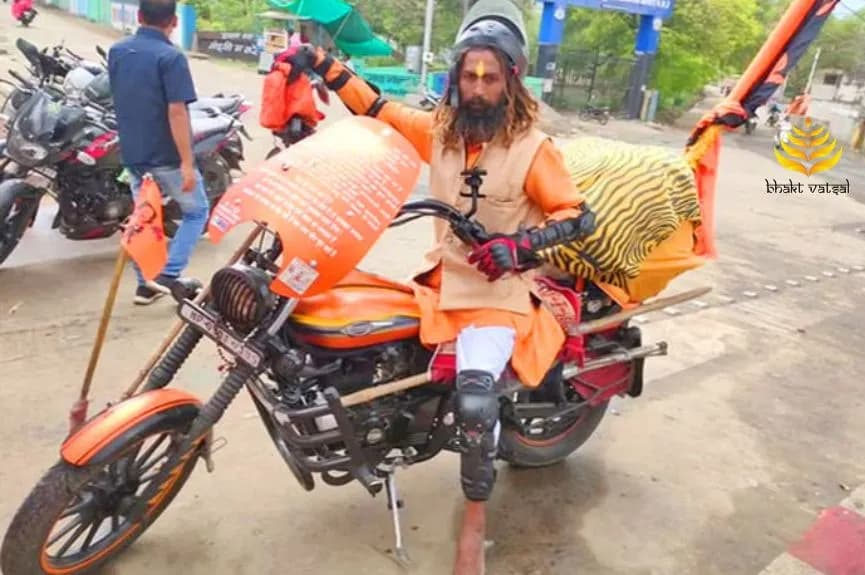 कौन हैं बवंडर बाबा