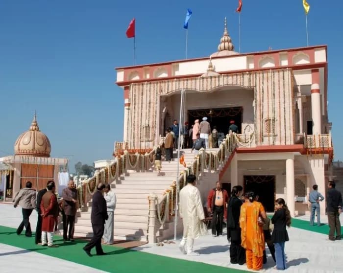 श्री नीलकंठ महादेव मंदिर, लुधियाना (Shri Neelkanth Mahadev Temple, Ludhiana, Punjab)