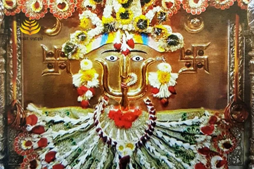 कैसे भूलूंगा दादी मैं तेरा उपकार (Kaise Bhulunga Dadi Main Tera Upkar)