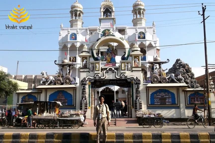 कांच का मंदिर, वृंदावन (Kanch Temple, Vrindavan)