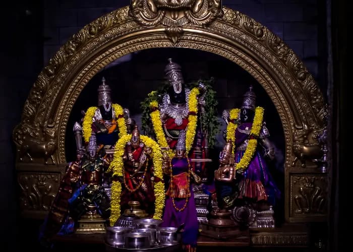 Shri Guru Gorakhnath Chalisa (श्री गोरखनाथ चालीसा)
