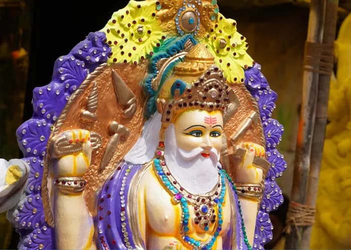 श्री विश्वकर्मा चालीसा (Shri Vishwakarma Chalisa)