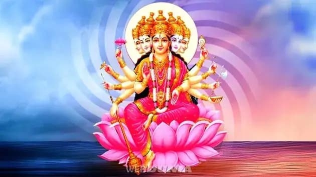 श्री गायत्री मैया की आरती (Shri Gayatri Maiya Ki Aarti)